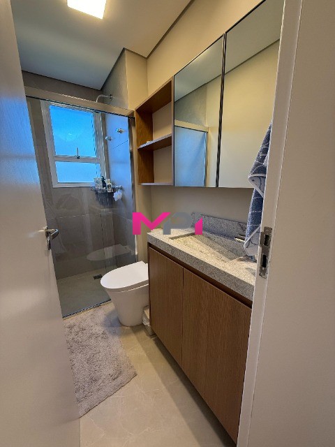 Apartamento à venda com 2 quartos, 70m² - Foto 13