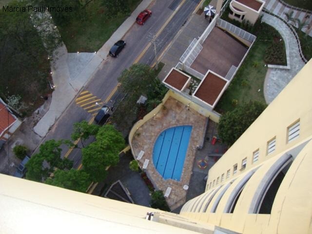 Apartamento à venda com 3 quartos, 207m² - Foto 1