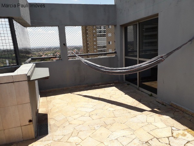 Apartamento à venda com 3 quartos, 207m² - Foto 4