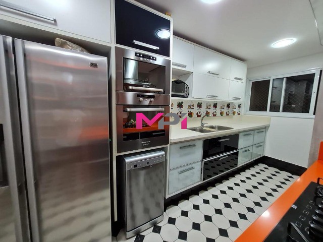 Apartamento à venda com 3 quartos, 122m² - Foto 3