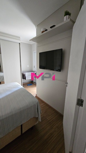 Apartamento à venda com 2 quartos, 69m² - Foto 11