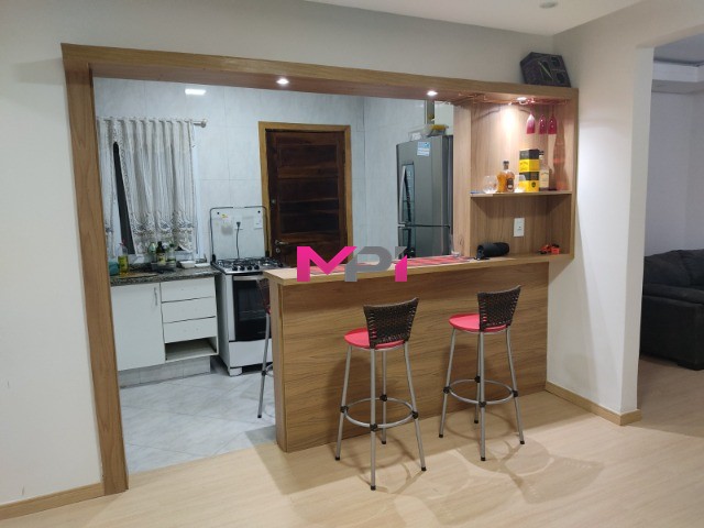 Casa à venda com 2 quartos, 139m² - Foto 2