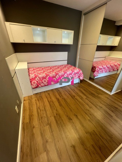 Apartamento à venda com 3 quartos, 145m² - Foto 15