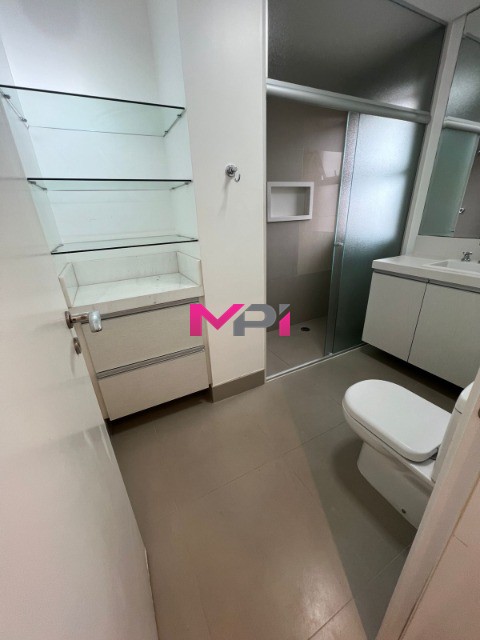 Apartamento à venda com 3 quartos, 145m² - Foto 23