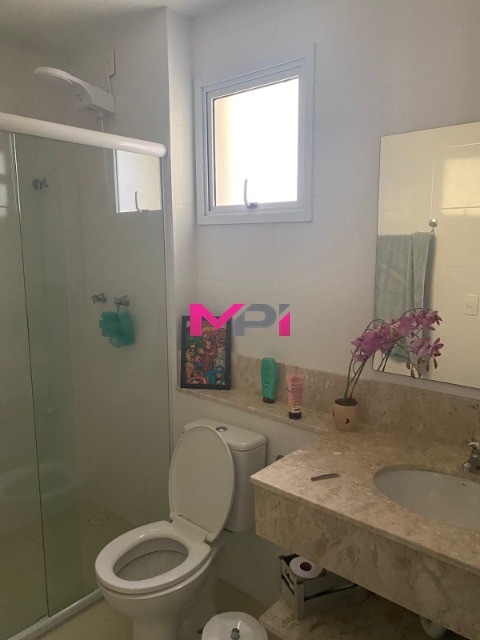 Apartamento para alugar com 2 quartos, 74m² - Foto 18