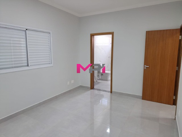 Casa à venda com 3 quartos, 148m² - Foto 11