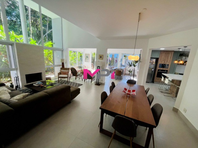 Casa de Condomínio à venda com 3 quartos, 350m² - Foto 16
