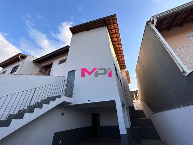Casa à venda com 3 quartos, 196m² - Foto 24