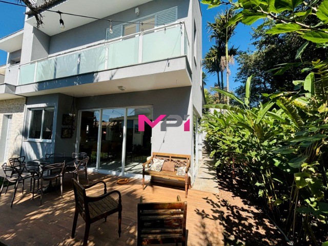 Casa de Condomínio à venda com 3 quartos, 350m² - Foto 22