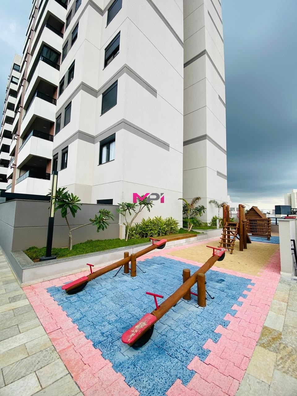Apartamento à venda com 3 quartos, 101m² - Foto 29