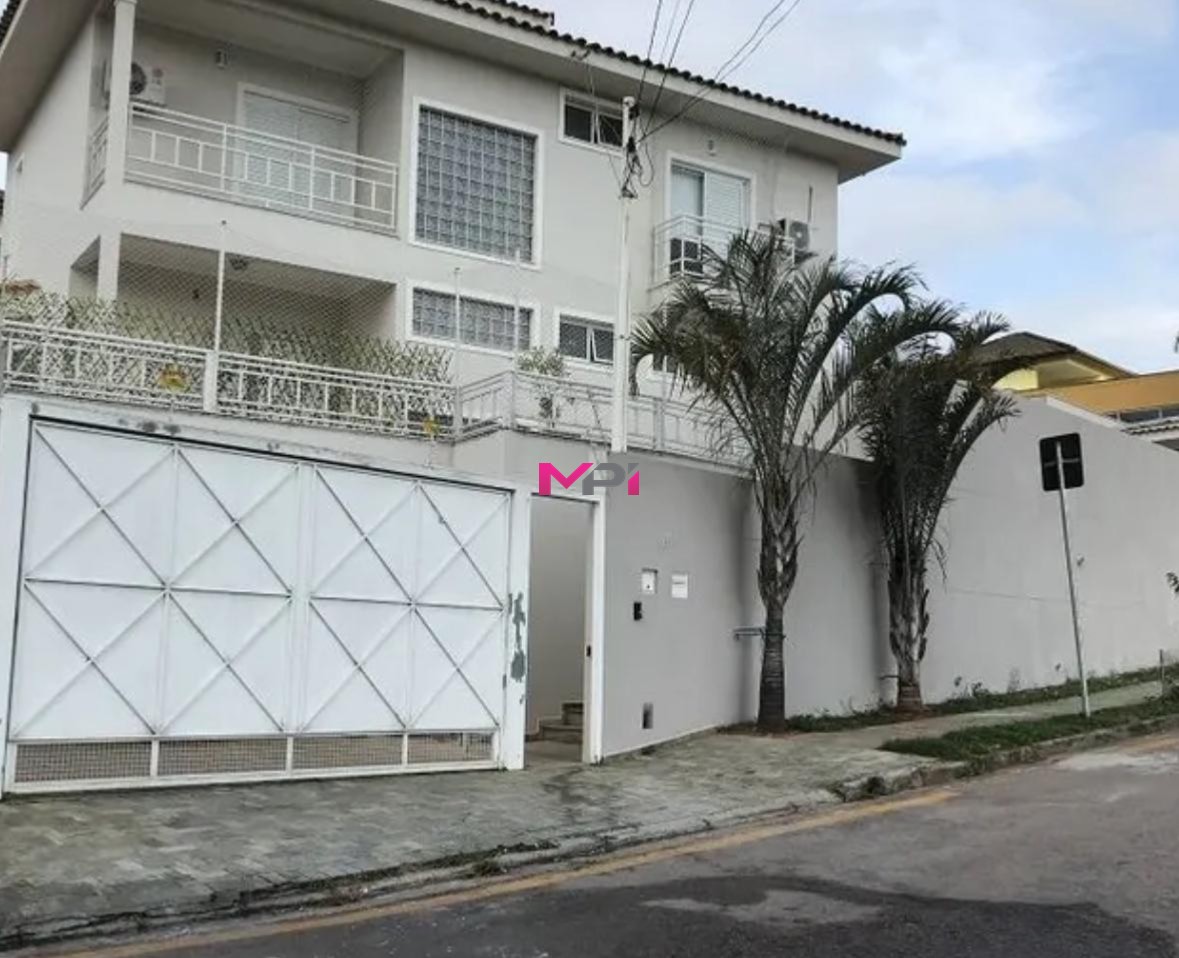 Sobrado à venda com 3 quartos, 270m² - Foto 1