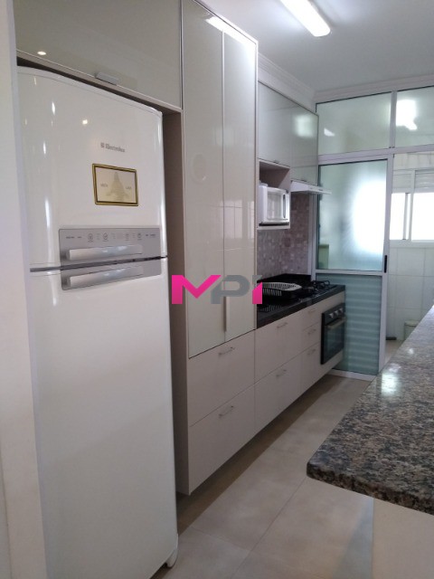 Apartamento à venda com 3 quartos, 83m² - Foto 9