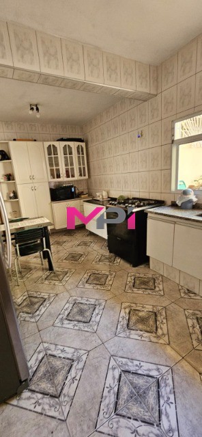 Casa à venda com 3 quartos, 546m² - Foto 15