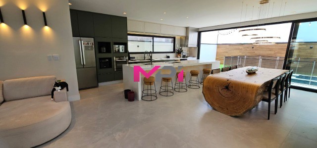 Casa de Condomínio à venda com 4 quartos, 268m² - Foto 79