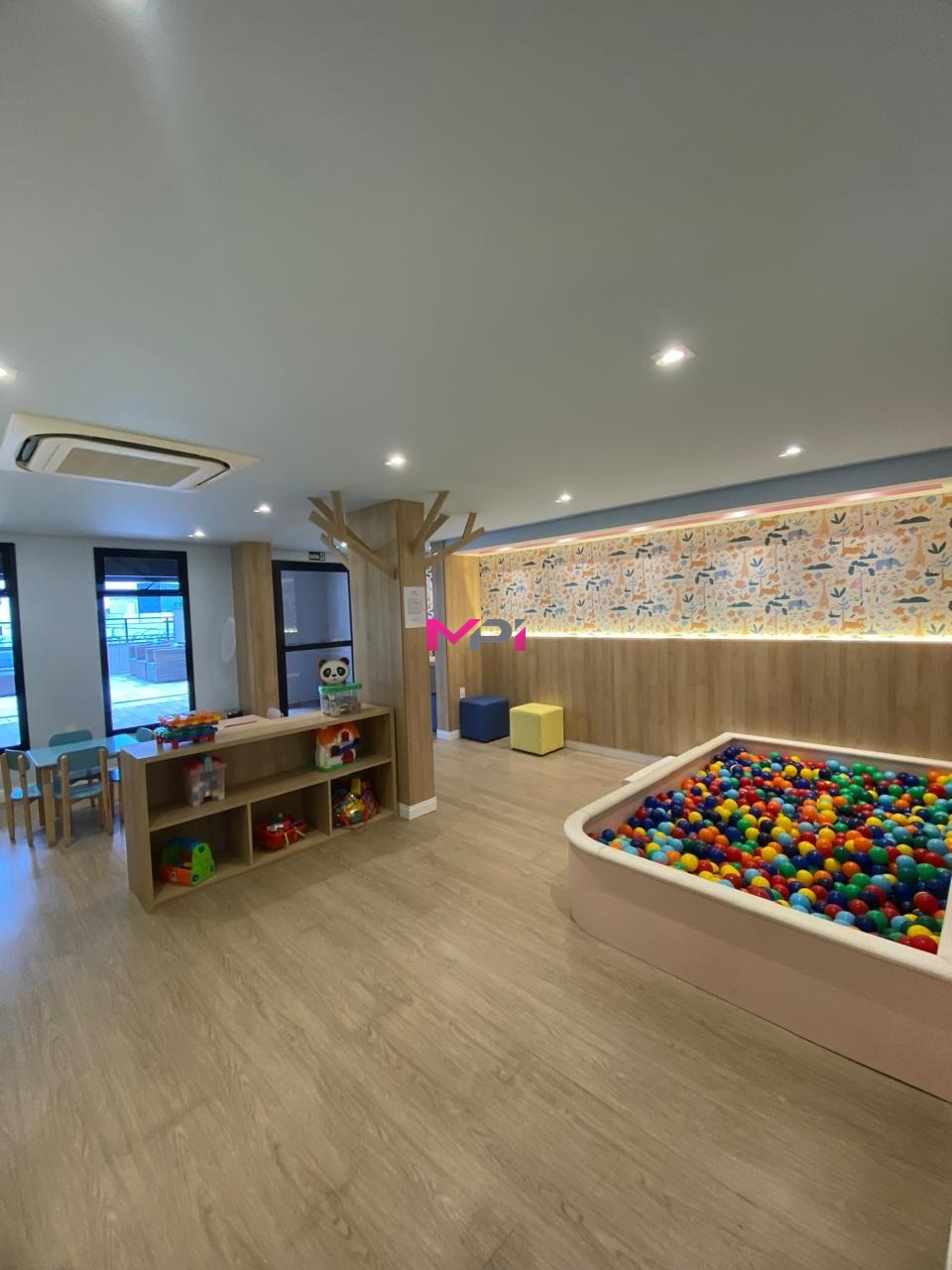 Apartamento à venda com 3 quartos, 101m² - Foto 41