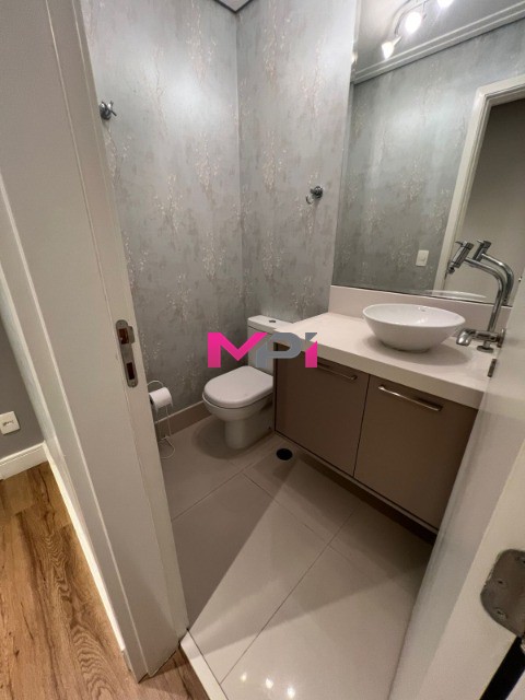 Apartamento para alugar com 3 quartos, 145m² - Foto 24