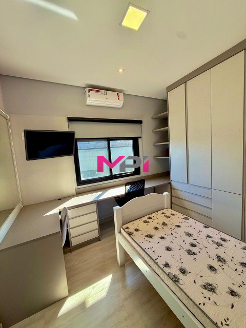 Casa de Condomínio à venda com 4 quartos, 283m² - Foto 28
