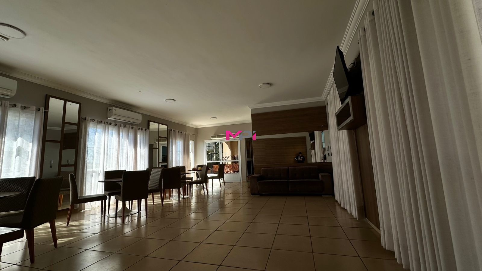 Apartamento à venda com 2 quartos, 55m² - Foto 23