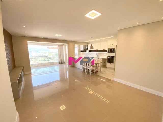 Apartamento à venda com 4 quartos, 304m² - Foto 2
