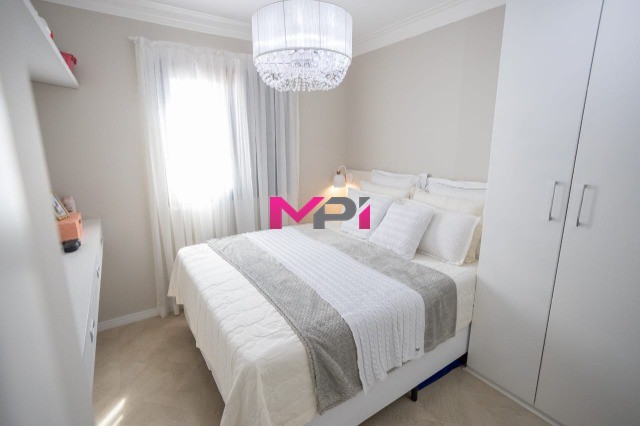 Apartamento à venda com 2 quartos, 75m² - Foto 13
