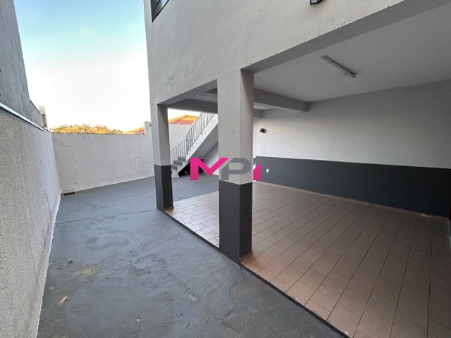 Casa à venda com 3 quartos, 196m² - Foto 28
