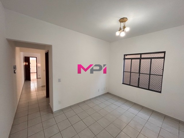 Casa à venda com 3 quartos, 196m² - Foto 18