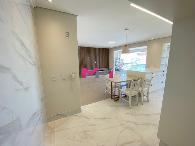 Apartamento à venda com 4 quartos, 304m² - Foto 4