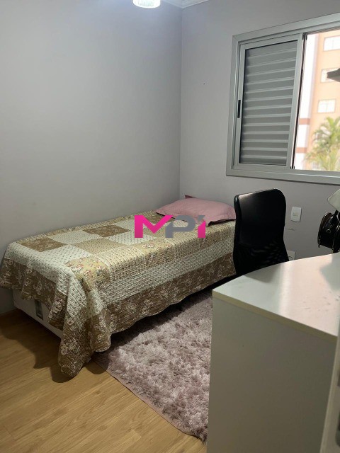 Apartamento à venda com 3 quartos, 68m² - Foto 18