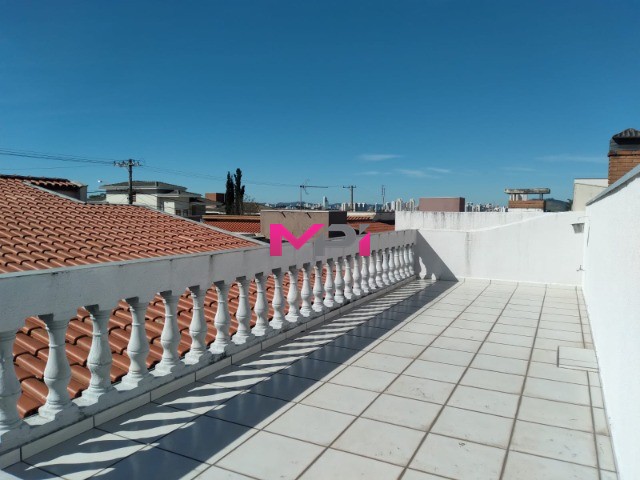 Casa à venda com 3 quartos, 186m² - Foto 27