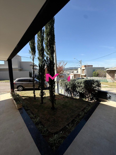 Casa de Condomínio à venda com 4 quartos, 283m² - Foto 2