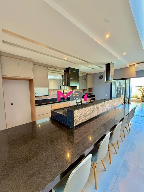Casa de Condomínio à venda com 4 quartos, 283m² - Foto 7