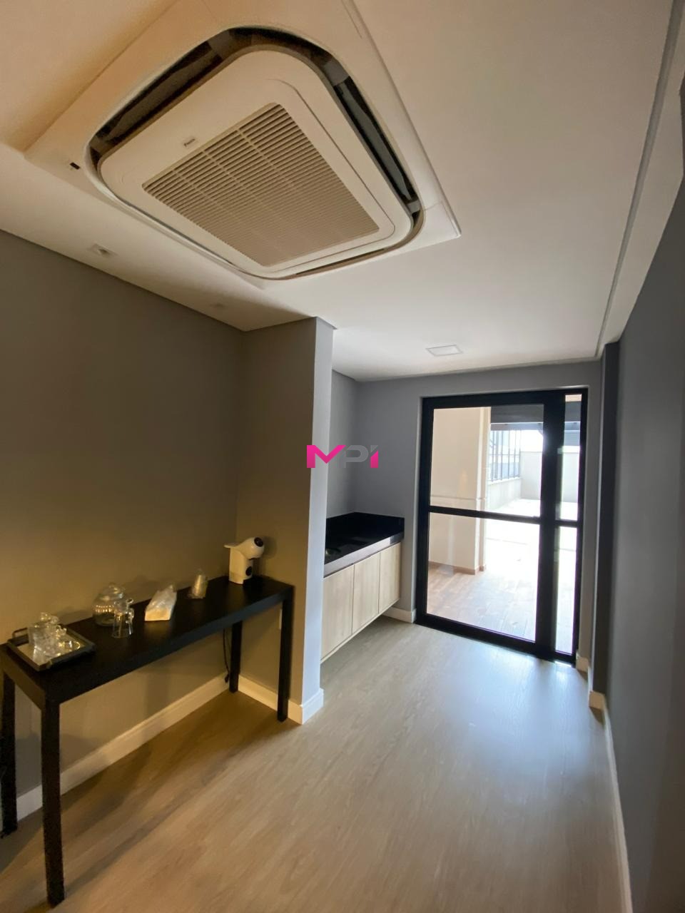 Apartamento à venda com 3 quartos, 101m² - Foto 46