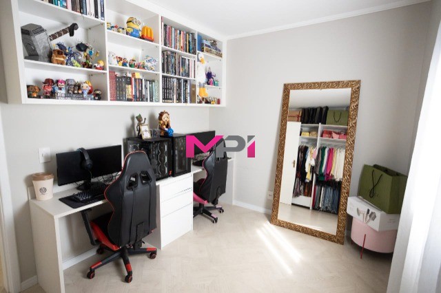 Apartamento à venda com 2 quartos, 75m² - Foto 22
