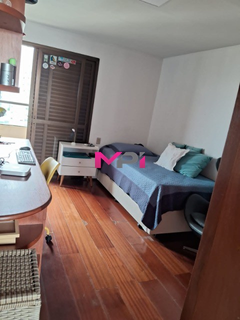 Apartamento à venda com 4 quartos, 230m² - Foto 10