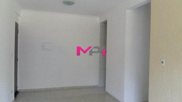Apartamento à venda com 2 quartos, 58m² - Foto 2