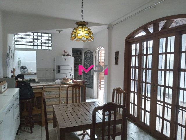 Casa à venda com 3 quartos, 109m² - Foto 9