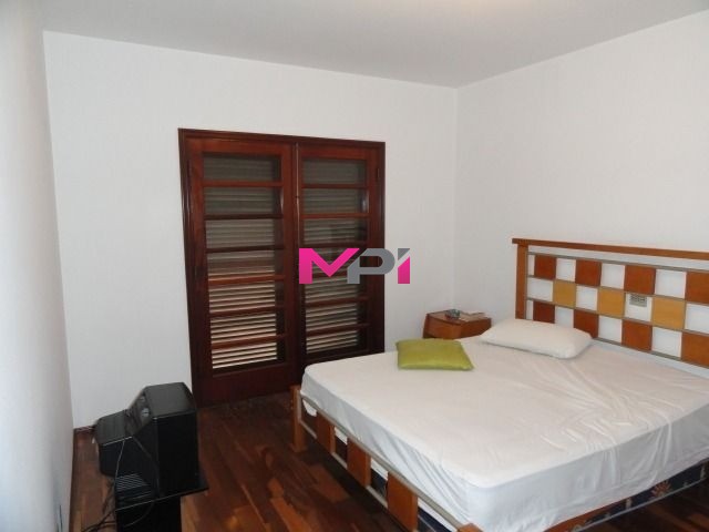 Casa à venda com 3 quartos, 390m² - Foto 16