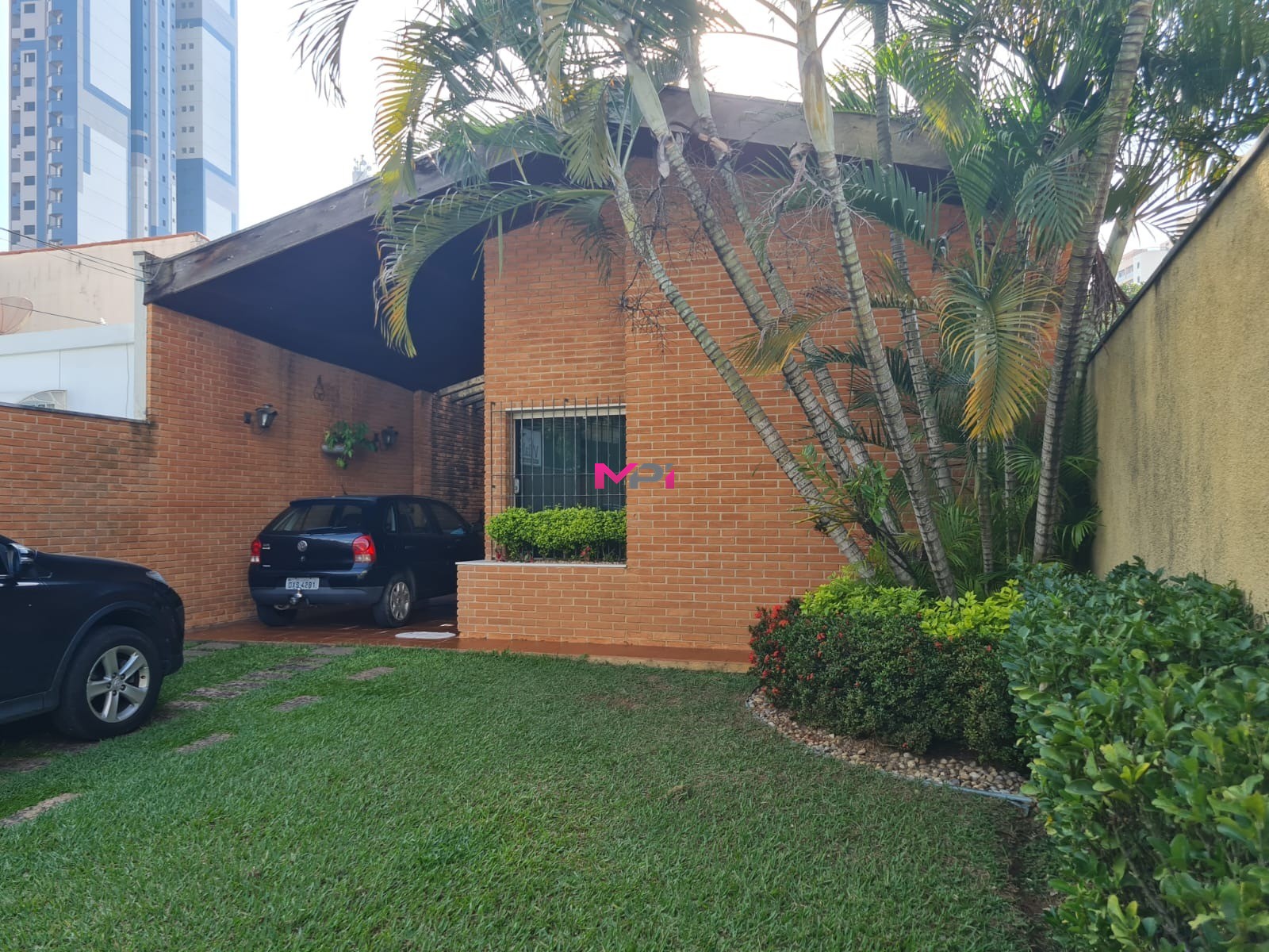 Prédio Inteiro à venda com 3 quartos, 241m² - Foto 37