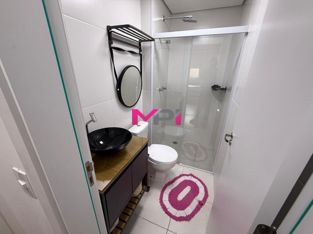 Apartamento à venda com 2 quartos, 64m² - Foto 12