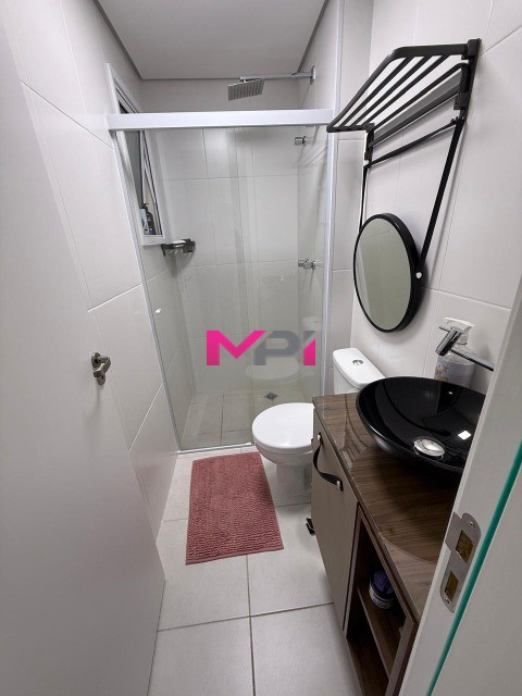Apartamento à venda com 2 quartos, 64m² - Foto 14