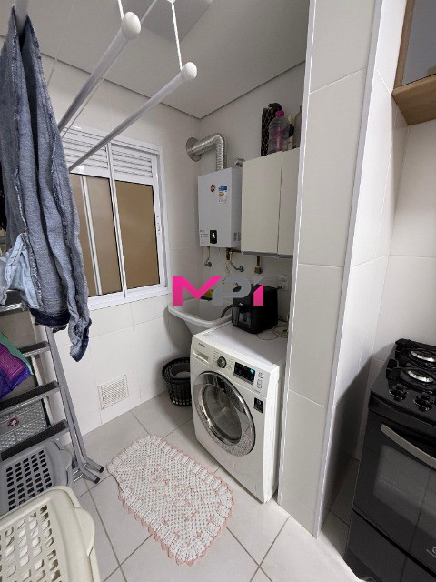 Apartamento à venda com 2 quartos, 64m² - Foto 17