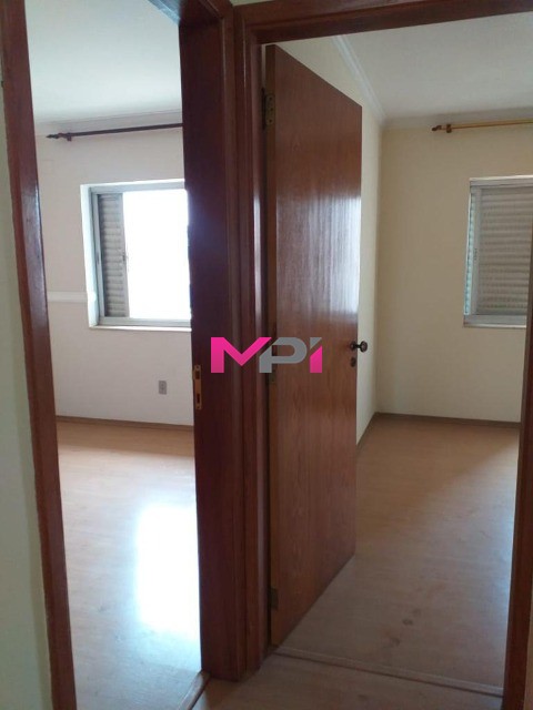Apartamento à venda com 3 quartos, 180m² - Foto 16
