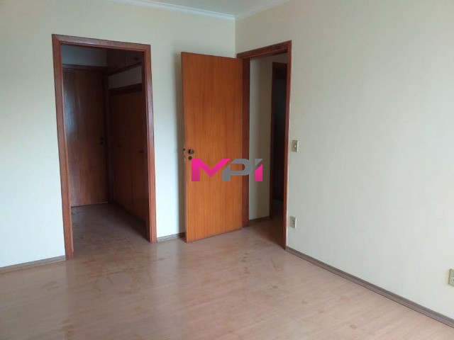 Apartamento à venda com 3 quartos, 180m² - Foto 20