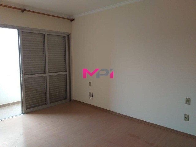 Apartamento à venda com 3 quartos, 180m² - Foto 9