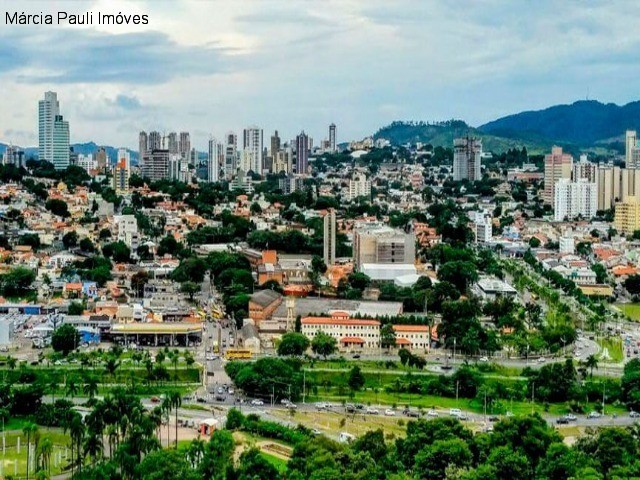 Apartamento à venda com 3 quartos, 92m² - Foto 4