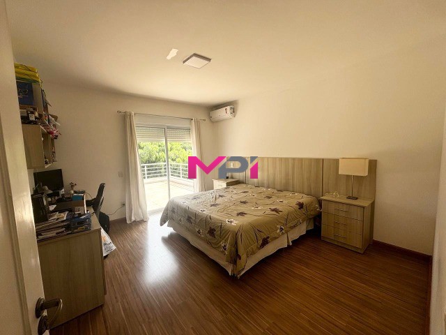 Casa de Condomínio para alugar com 3 quartos, 356m² - Foto 7