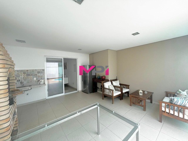 Casa de Condomínio para alugar com 3 quartos, 356m² - Foto 10