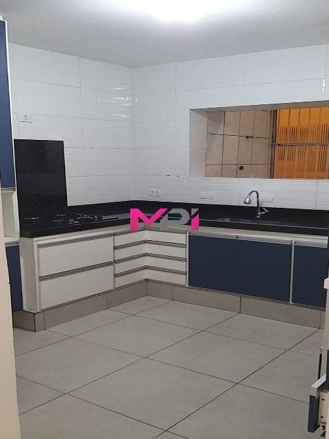 Apartamento à venda com 3 quartos, 72m² - Foto 2