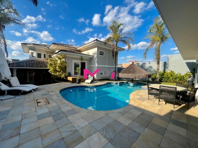 Casa de Condomínio à venda com 4 quartos, 517m² - Foto 2