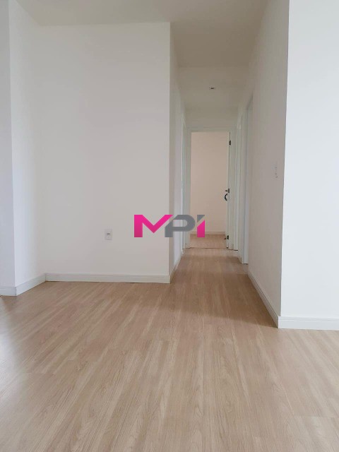 Apartamento para alugar com 3 quartos, 78m² - Foto 4